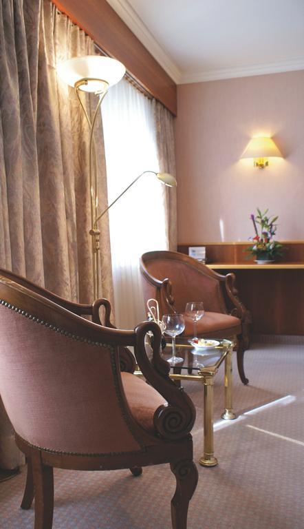 Hotel Forum Martigny Eksteriør bilde
